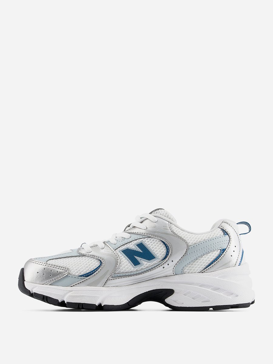 530 Sneakers
