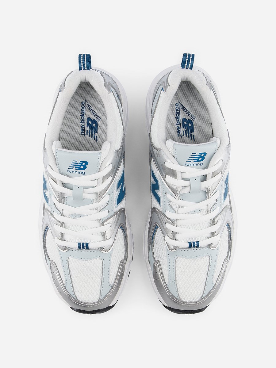 530 Sneakers
