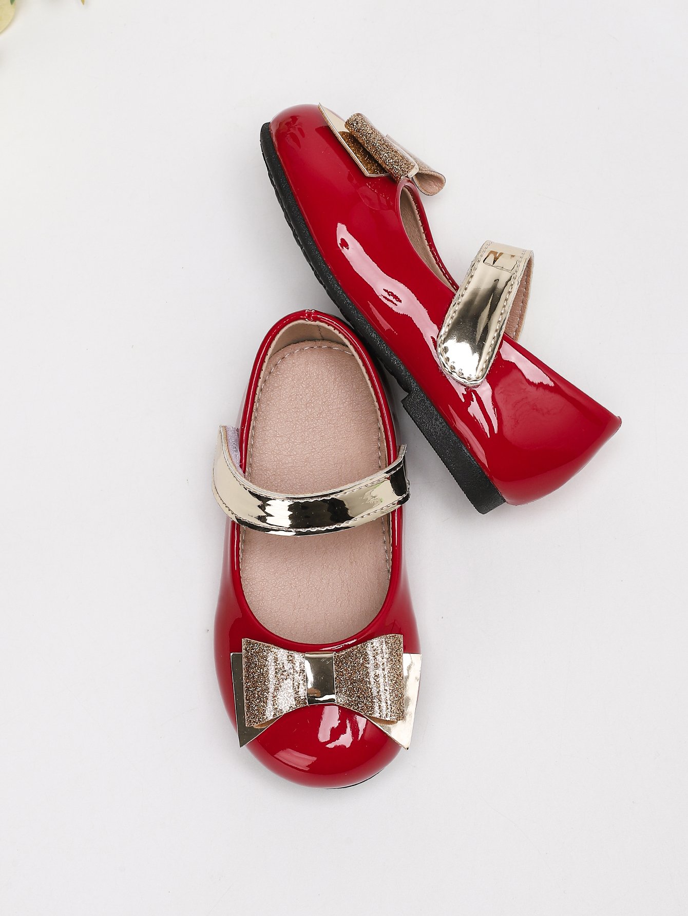 Girls Red Patent Mary Jane Flats with Sparkle Bow