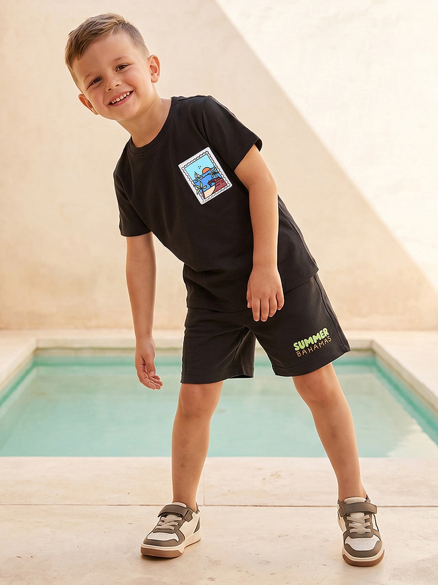 Set of 3 Crew Neck Short Sleeves T-Shirt and Shorts Set with Print