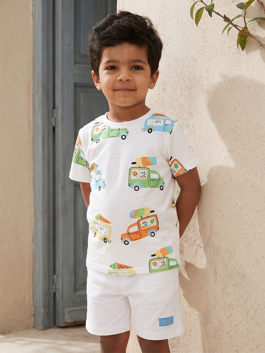 Crew Neck Short Sleeves T-Shirt and Shorts Set with Ice Cream Van Print