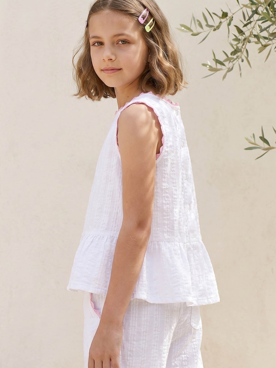 Round Neck Sleeveless Peplum Top and Pants Set with Textured Design