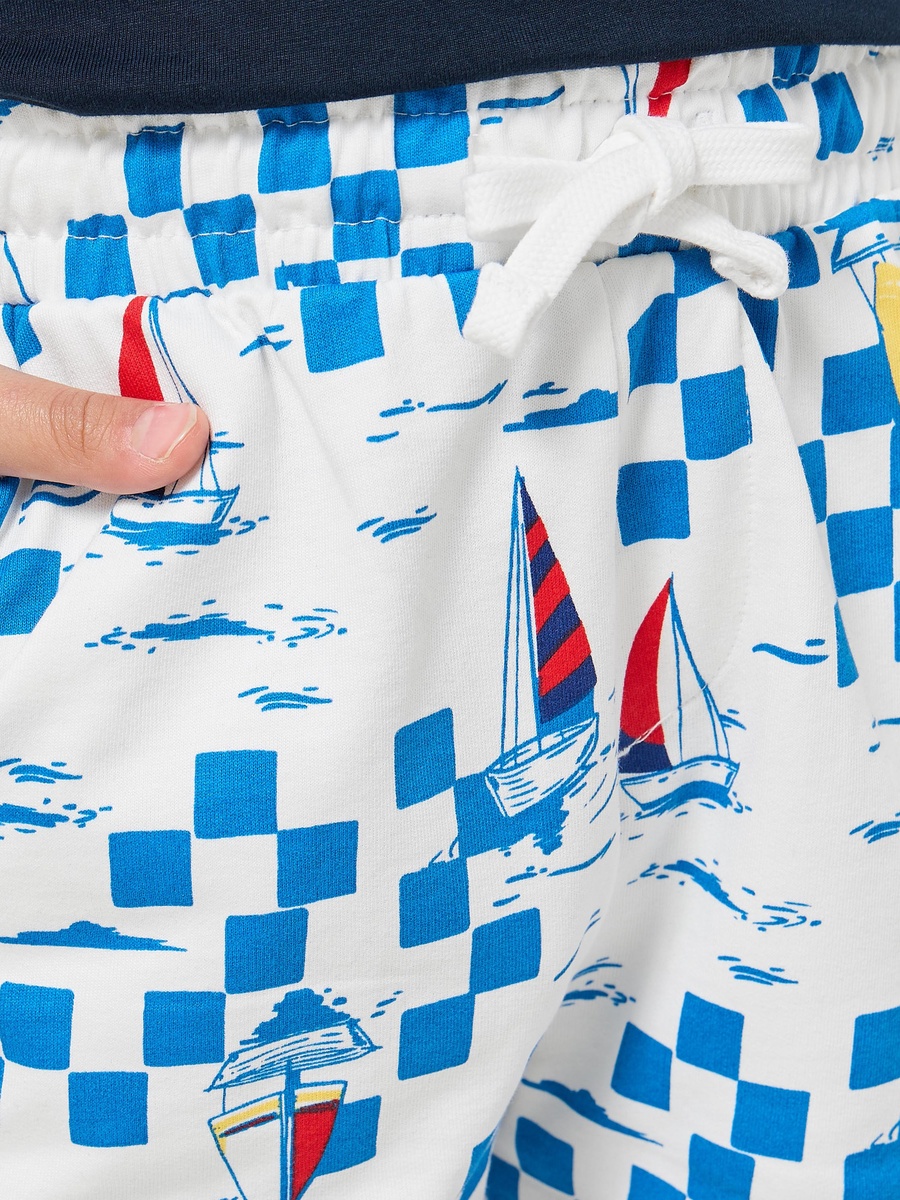Drawstring Waist Shorts with Pockets