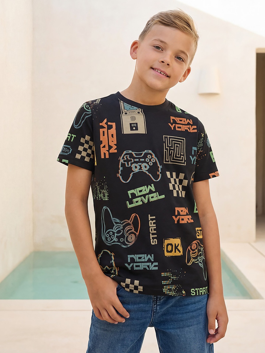 Crew Neck Short Sleeves T-Shirt with Gaming Print