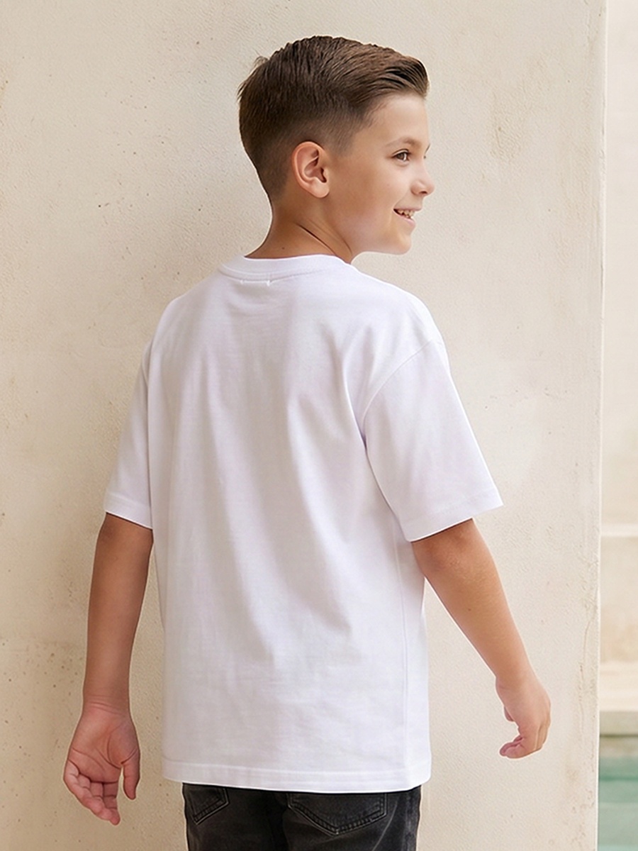 Crew Neck Short Sleeves T-Shirt with Bag Applique