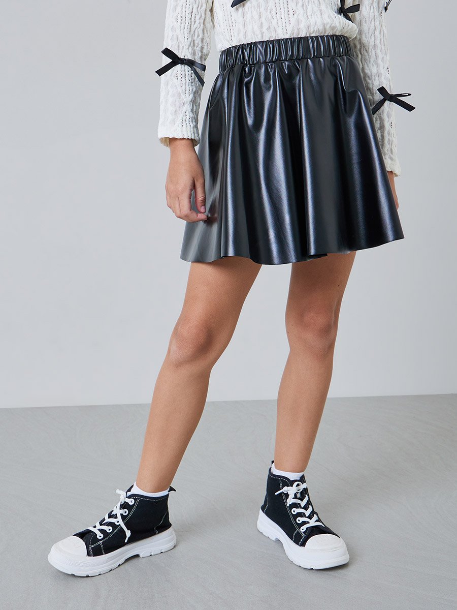 Girls White Bow Knit Top and Black Pleated Skirt Set