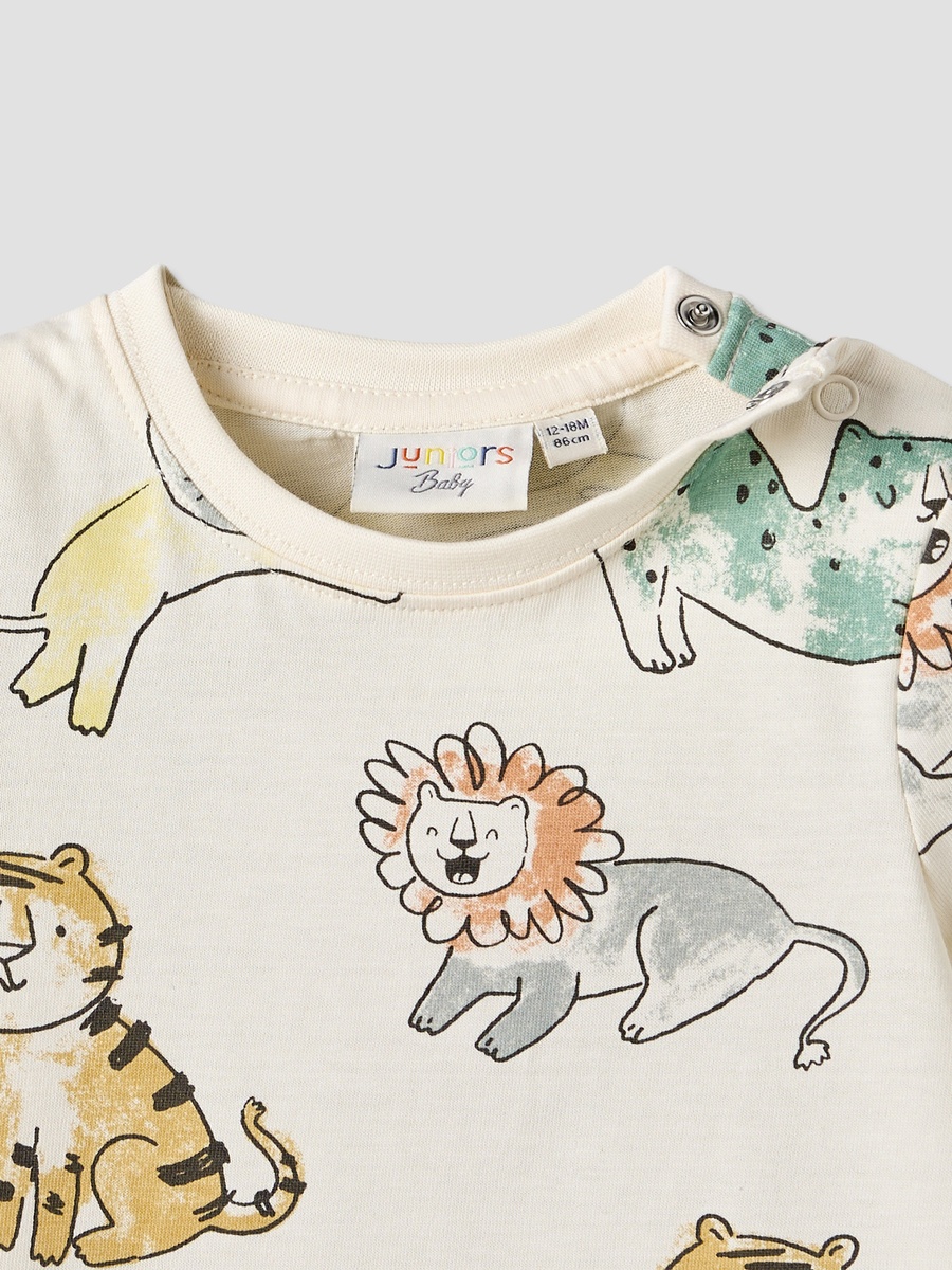 Crew Neck Short Sleeves T-Shirt with Safari Print