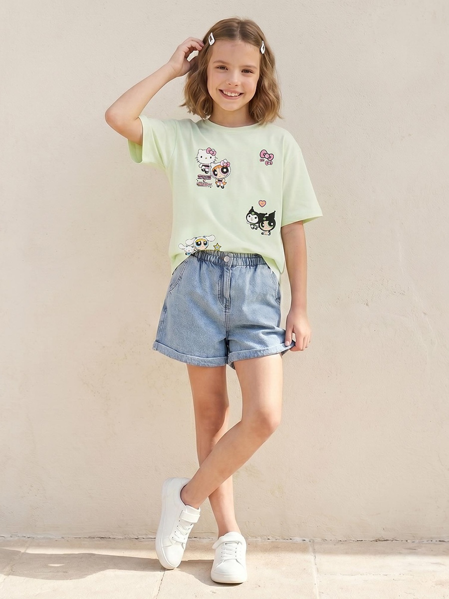 Crew Neck Short Sleeves T-Shirt with Powerpuff Girls and Hello Kitty Print