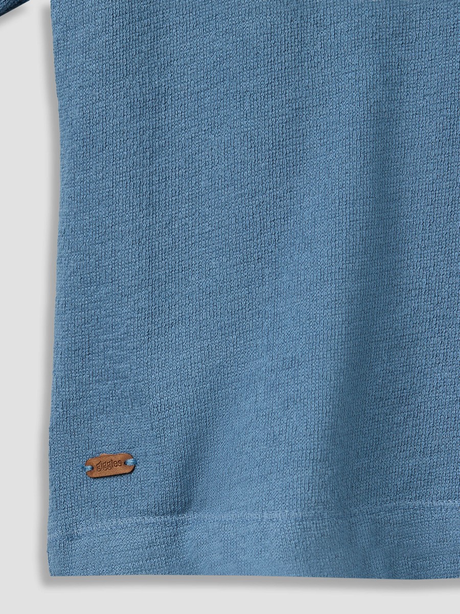 Round Neck Short Sleeves T-Shirt with Embroidered Pocket