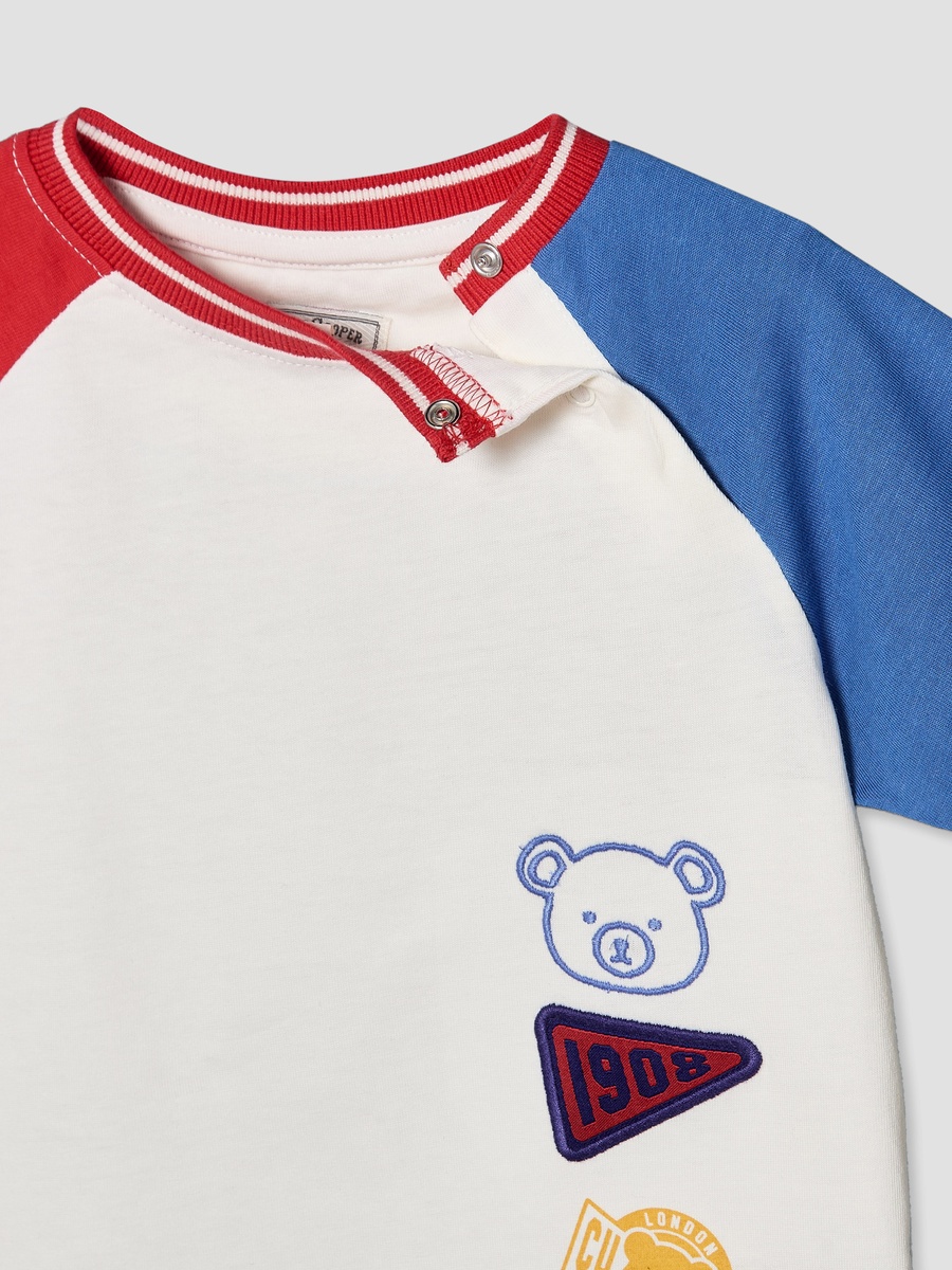 Crew Neck Short Sleeves T-Shirt with Embroidery
