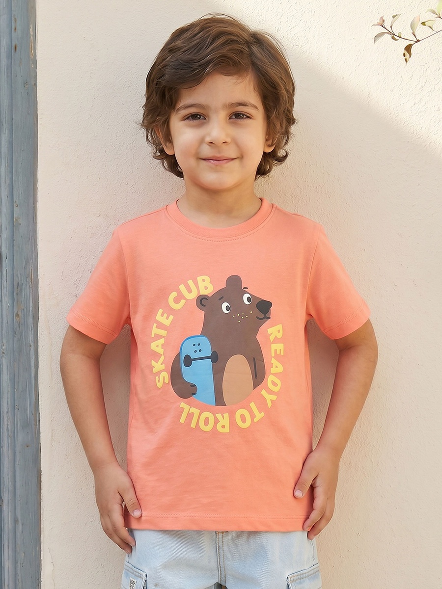 Crew Neck Short Sleeves T-Shirt with Graphic Print