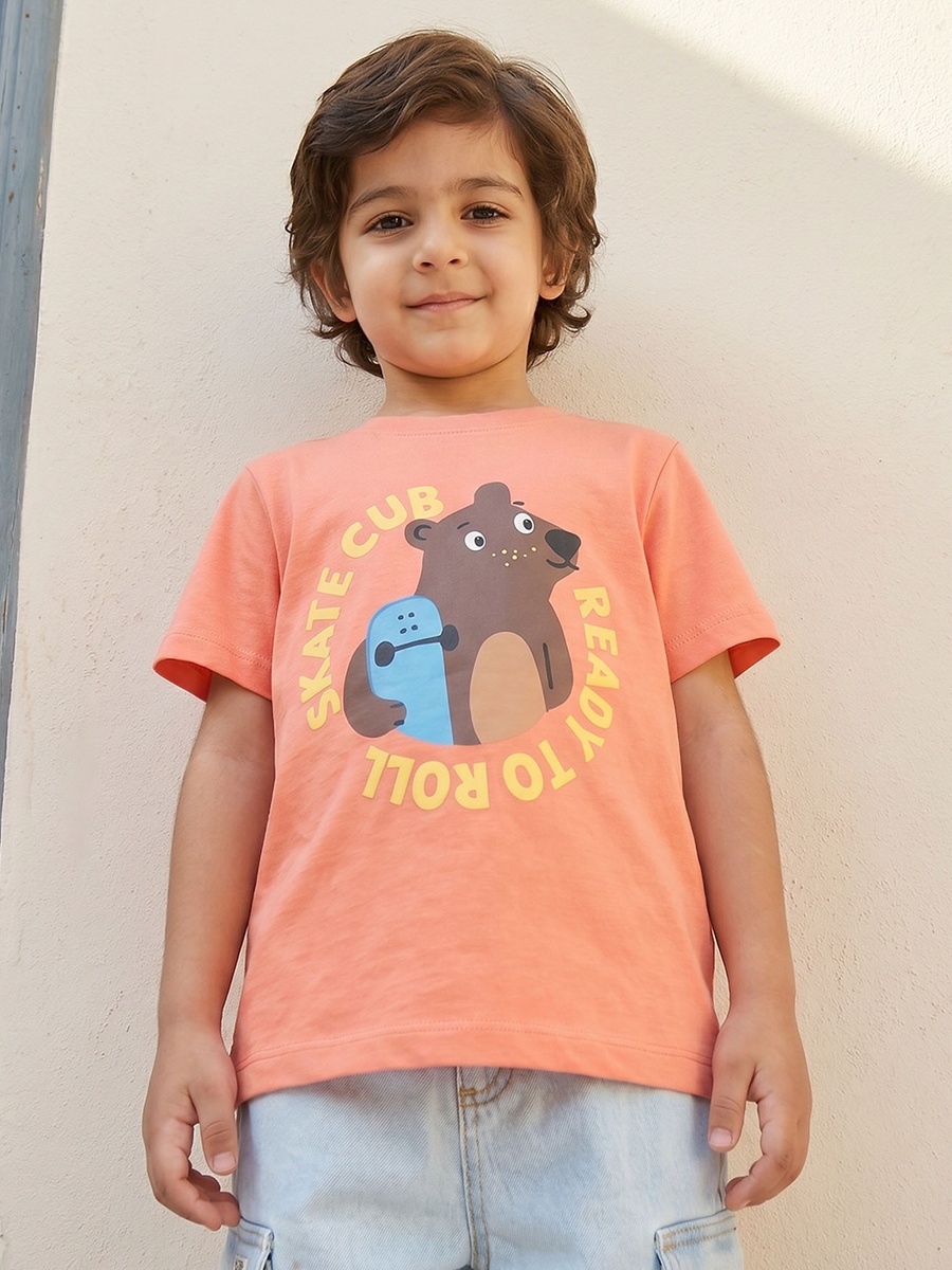 Crew Neck Short Sleeves T-Shirt with Graphic Print