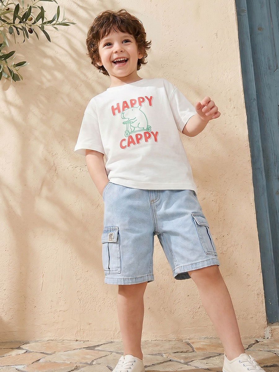 Crew Neck Short Sleeves T-Shirt with Capybara Print