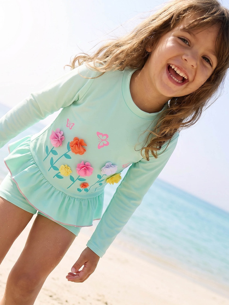 Crew Neck Short Sleeves Rash Guard Set with Floral Applique