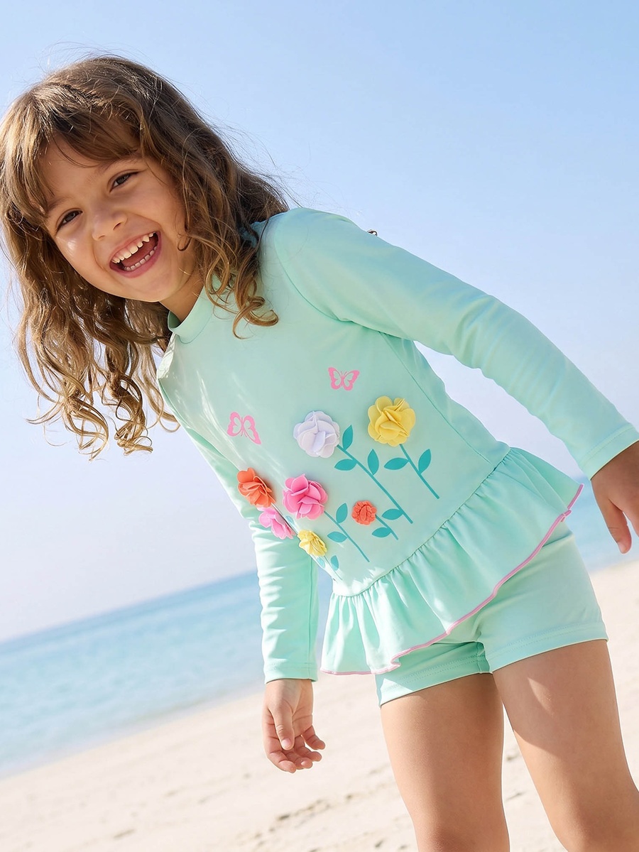 Crew Neck Short Sleeves Rash Guard Set with Floral Applique
