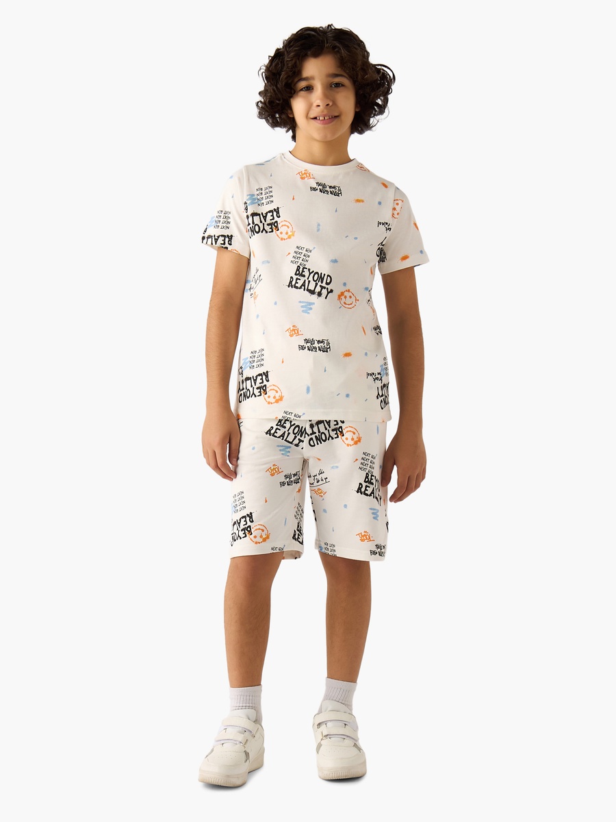 Set of 3 Short Sleeves T-Shirt and Shorts Set with Print