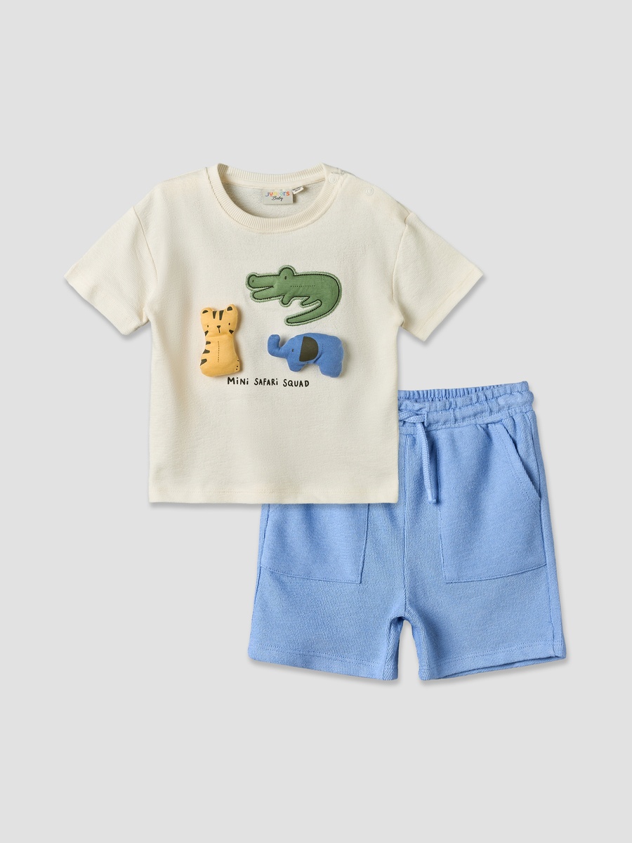 Crew Neck Short Sleeves T-Shirt and Shorts Set with Safari Applique