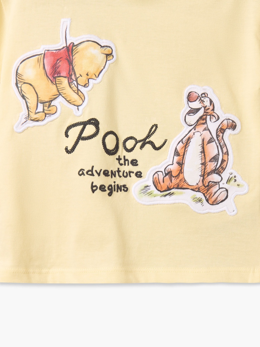 Crew Neck Short Sleeves T-Shirt and Shorts Set with Winnie The Pooh Applique