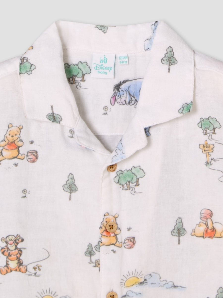 Collared Short Sleeves Shirt and Shorts Set with Winnie the Pooh Print