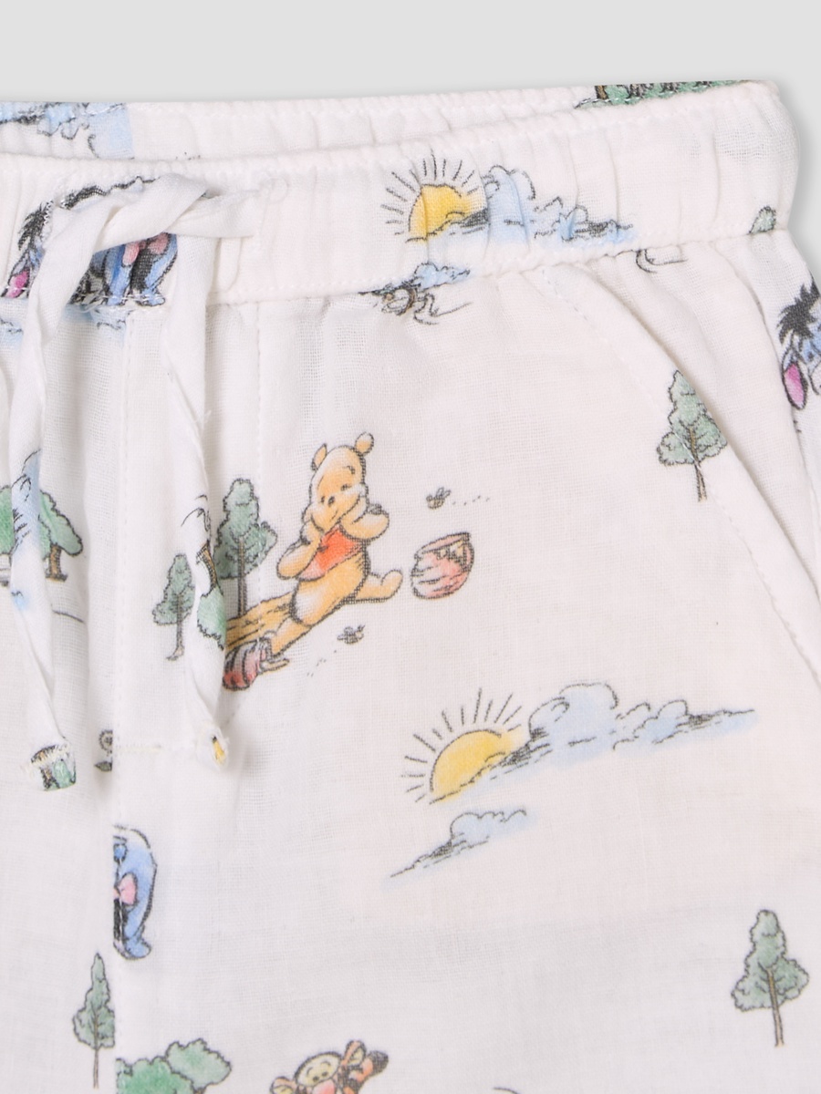 Collared Short Sleeves Shirt and Shorts Set with Winnie the Pooh Print