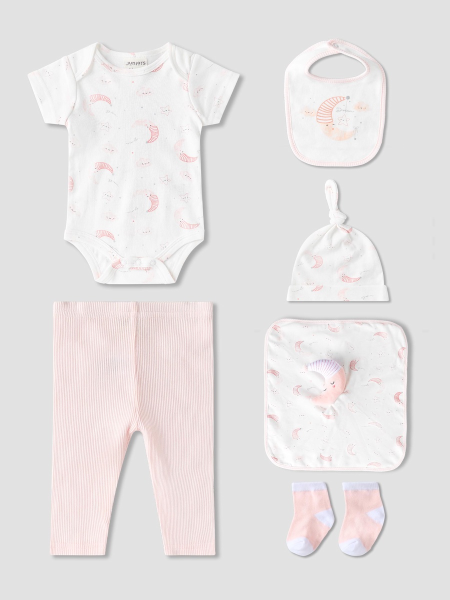 Set of 8 Clothing Gift Set with Gift Bag