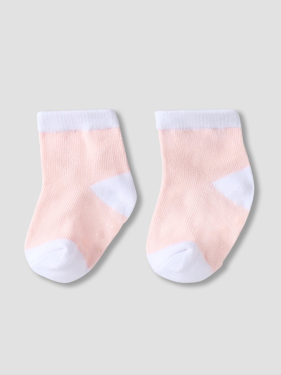 Set of 8 Clothing Gift Set with Gift Bag