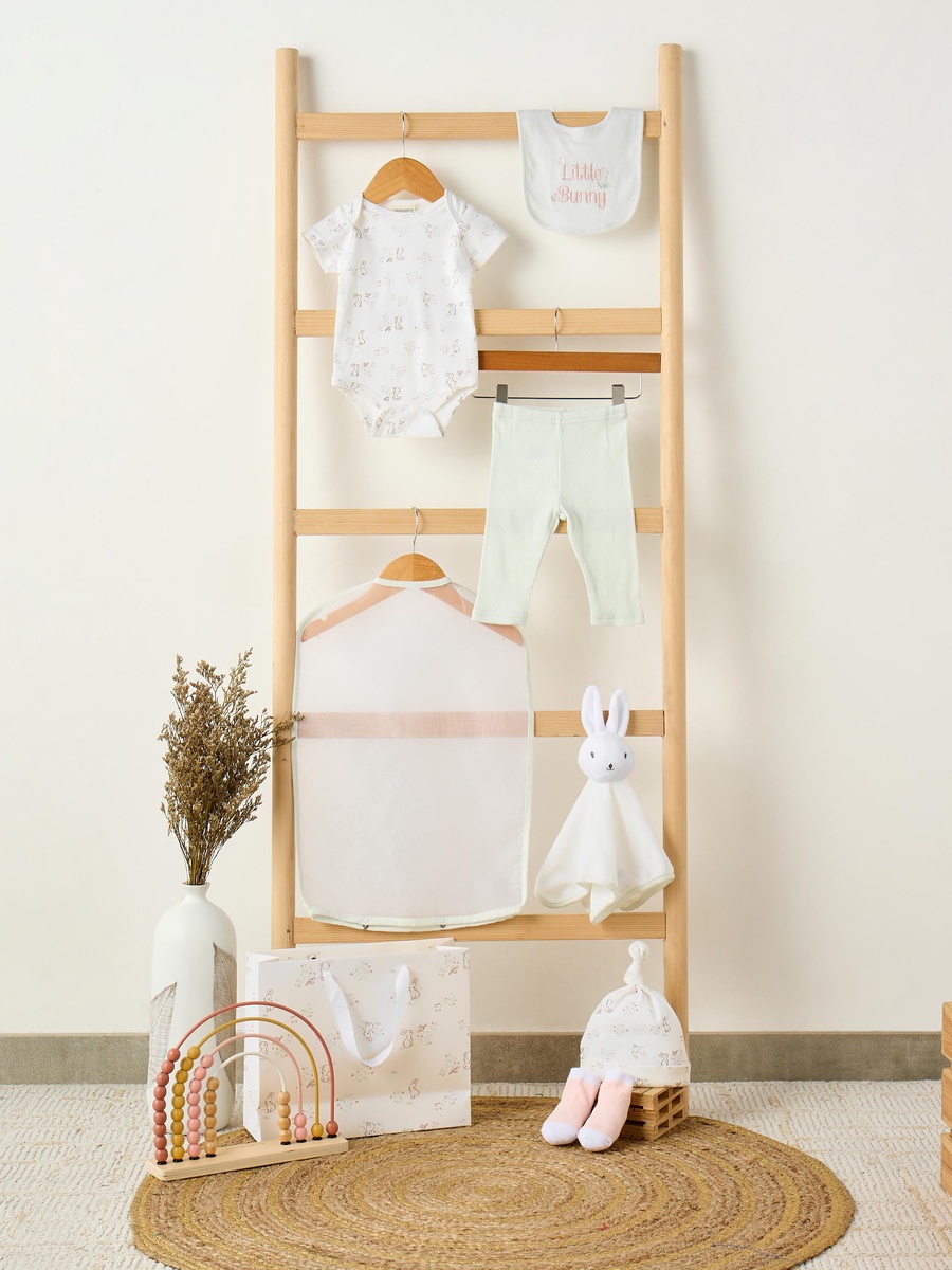 Set of 8 Clothing Gift Set with Bunny Print