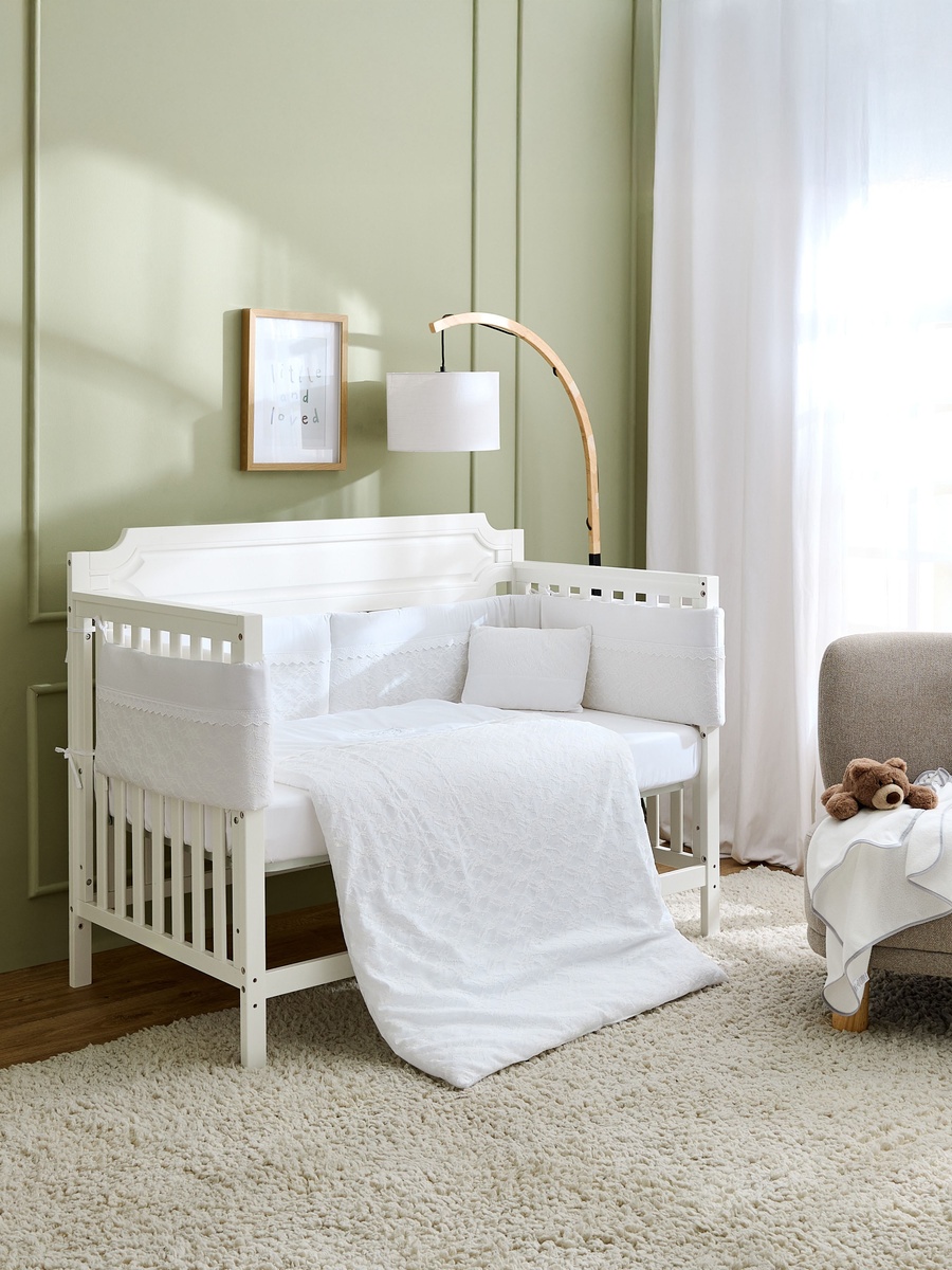 Baby Bedding Set with Lace Trim