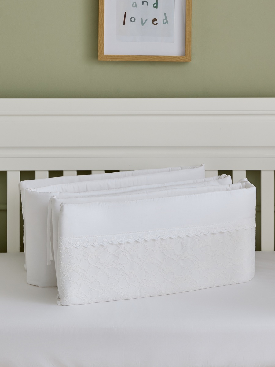 Baby Bedding Set with Lace Trim