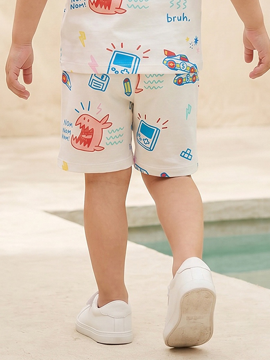 Knee Length Drawstring Waist Shorts with Game Print