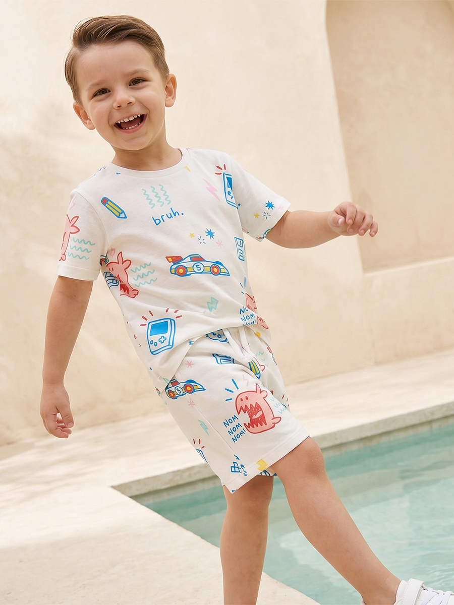 Knee Length Drawstring Waist Shorts with Game Print