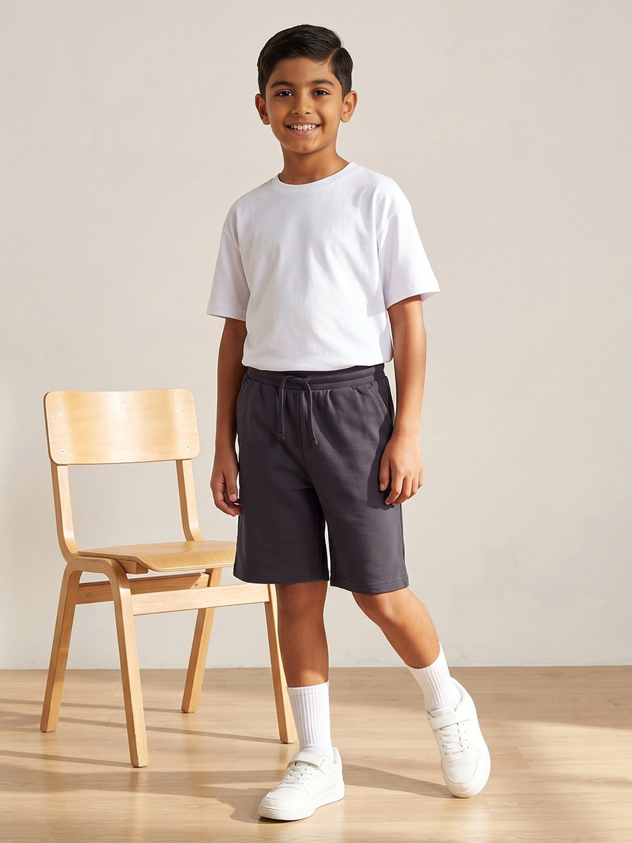 Solid Shorts with Drawstring Closure and Pockets