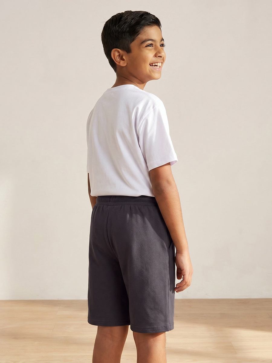 Solid Shorts with Drawstring Closure and Pockets