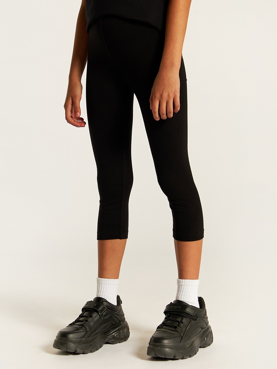 Solid 3/4 Leggings with Elasticised Waistband