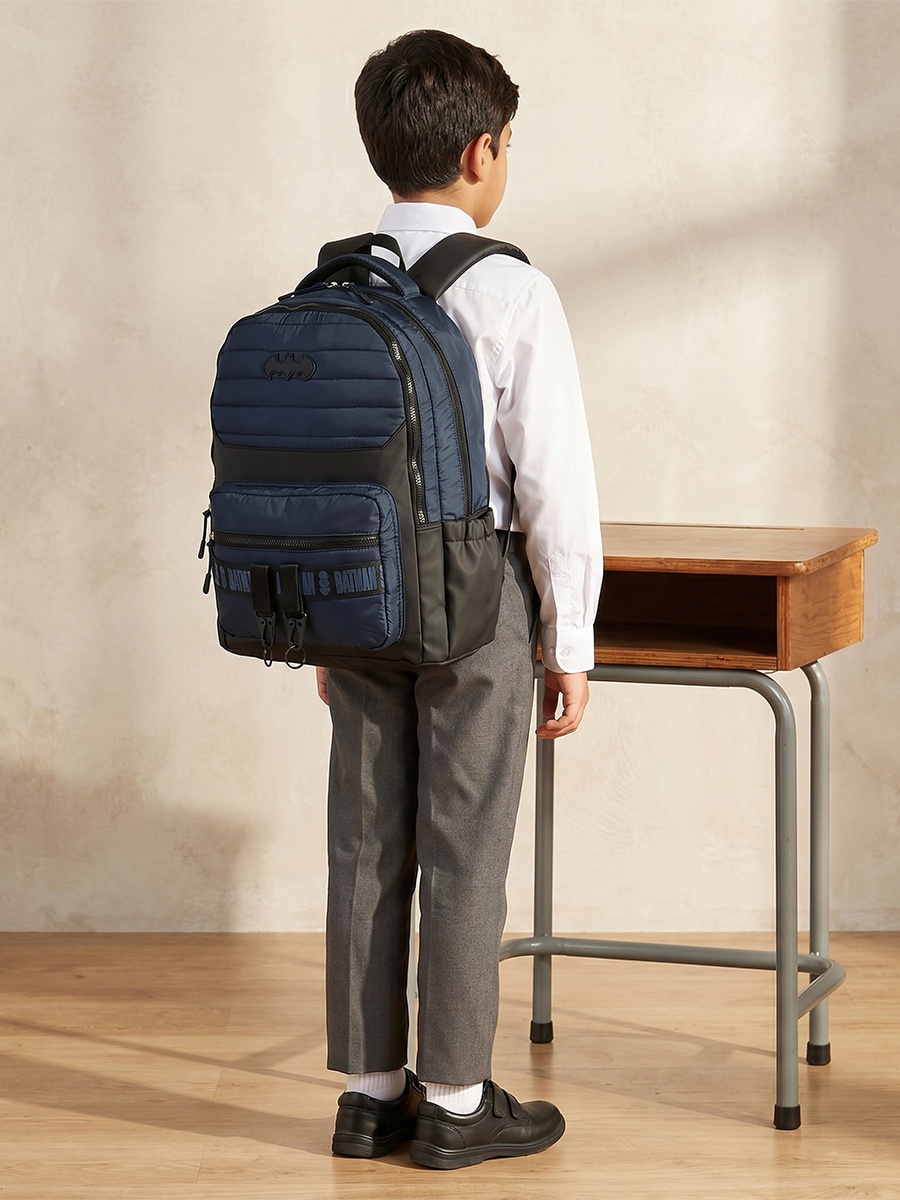 Batman Backpack with Padded Shoulder Straps - 17 inches