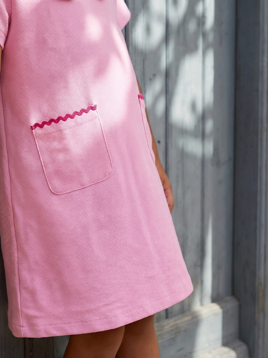 Peter Pan Collar Short Sleeves Knee Length A-Line Dress with Pockets