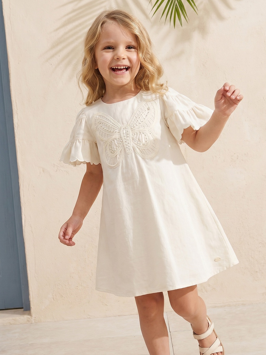 Round Neck Short Sleeves Knee Length A-Line Dress with Butterfly Applique