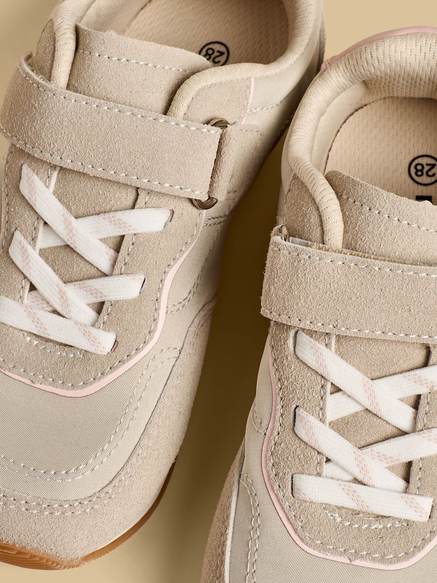 Textured Sports Shoes with Hook and Loop Closure