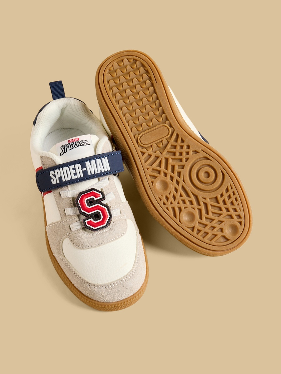 Spider-Man Accent Sports Shoes with Hook and Loop Closure