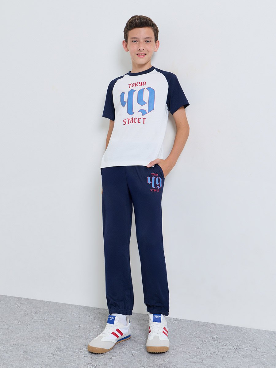 Teen Boys Graphic Raglan Sleeve T-Shirt and Joggers Set