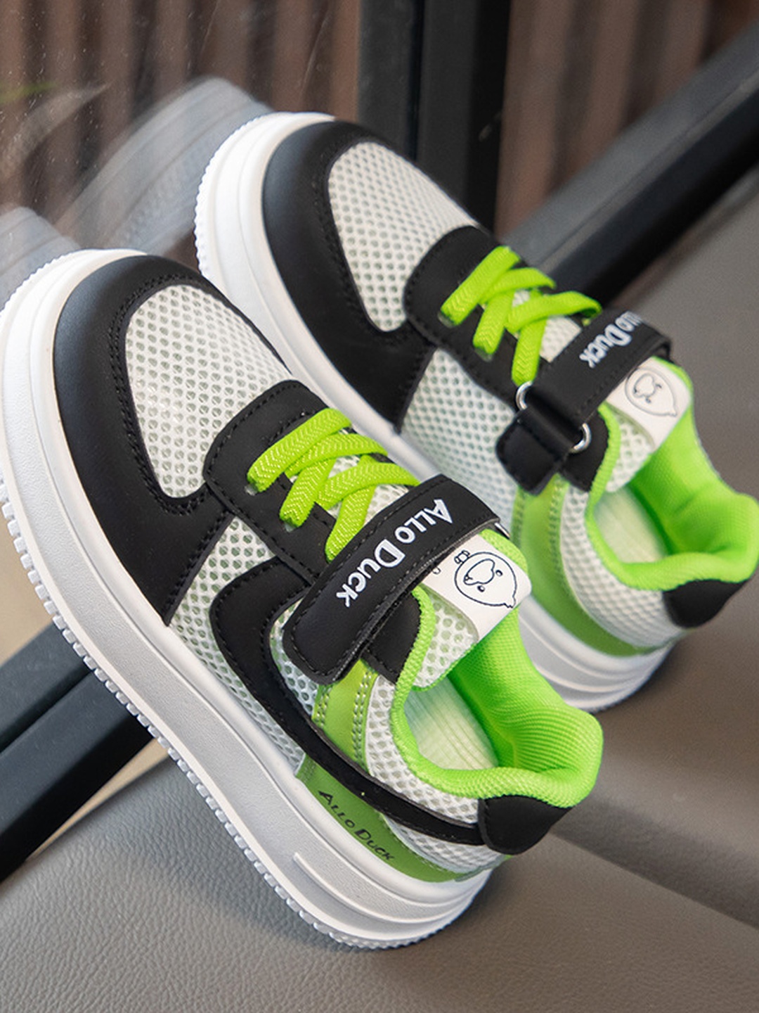 Boys Color Block Mesh Sneakers with Strap