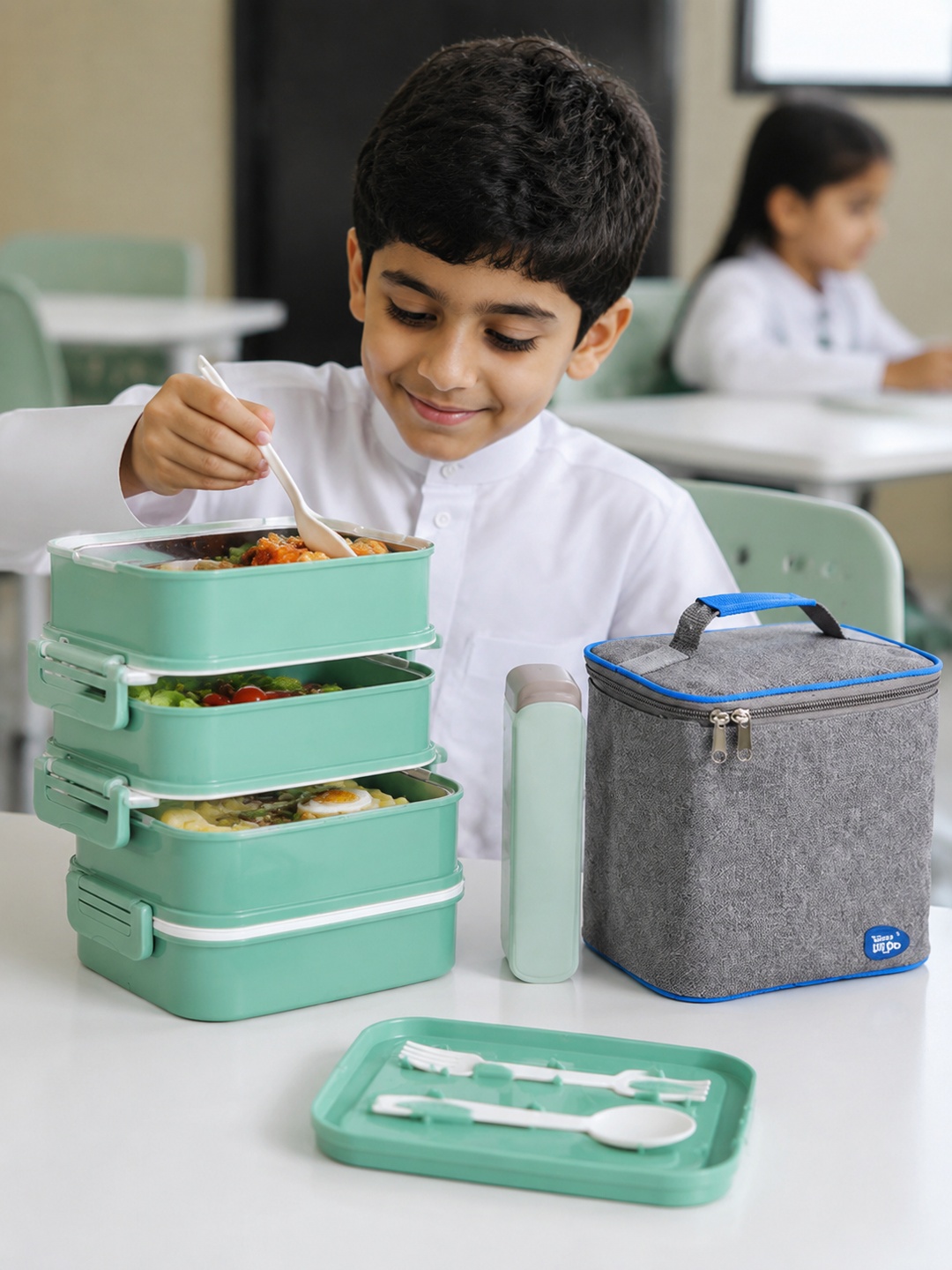 Green 3-Tier 2700ml Lunch Box with Utensils and Insulated Bag