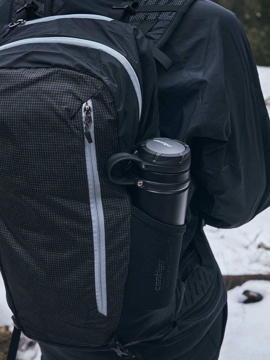 Plain Stainless Steel Water Bottle with Wide Mouth and Leak Resistant Design - 720 ml