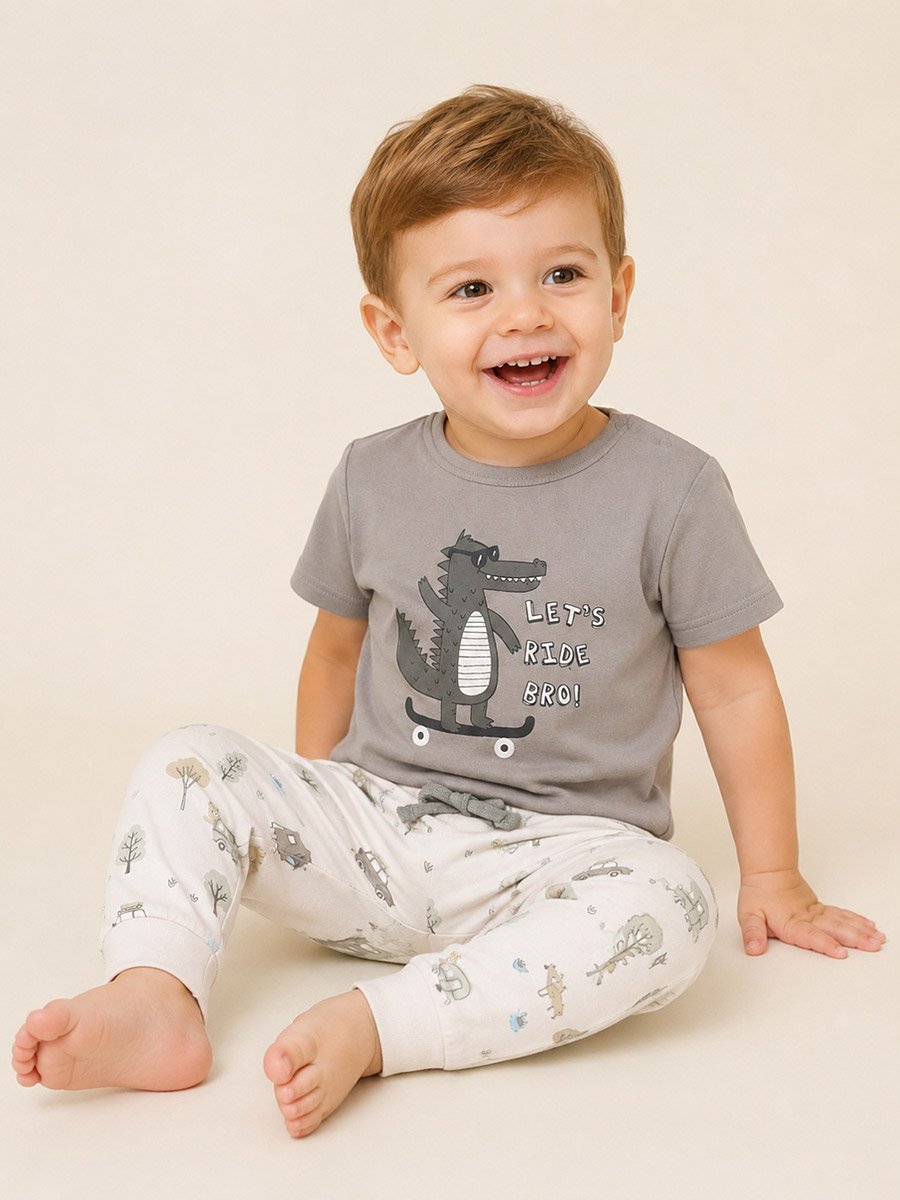 Boys Cotton Skater Gator Print Pyjama Set with Short Sleeve T-Shirt and Cuffed Pants