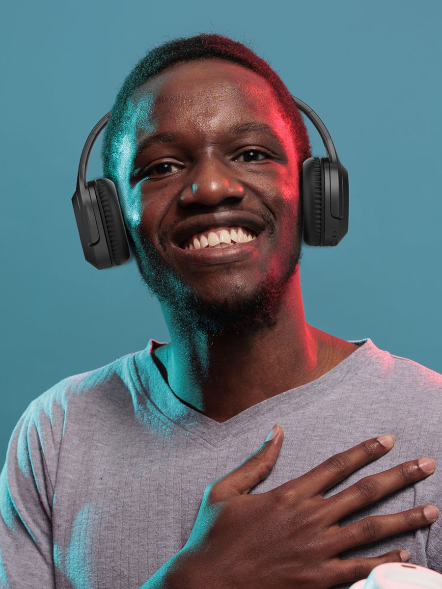 مجموعة من 5 قطع قياس 17 بوصة - حقيبة مدرسية مع سماعة رأس بلوتوث وحقيبة غداء وحقيبة أنشطة ومقلمة جين زي جمر - أسود