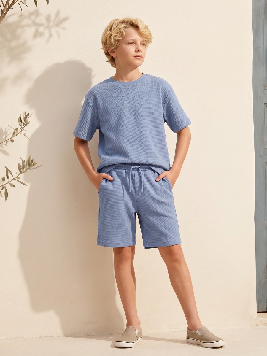 Crew Neck Short Sleeves T-Shirt and Shorts Set with Textured Design