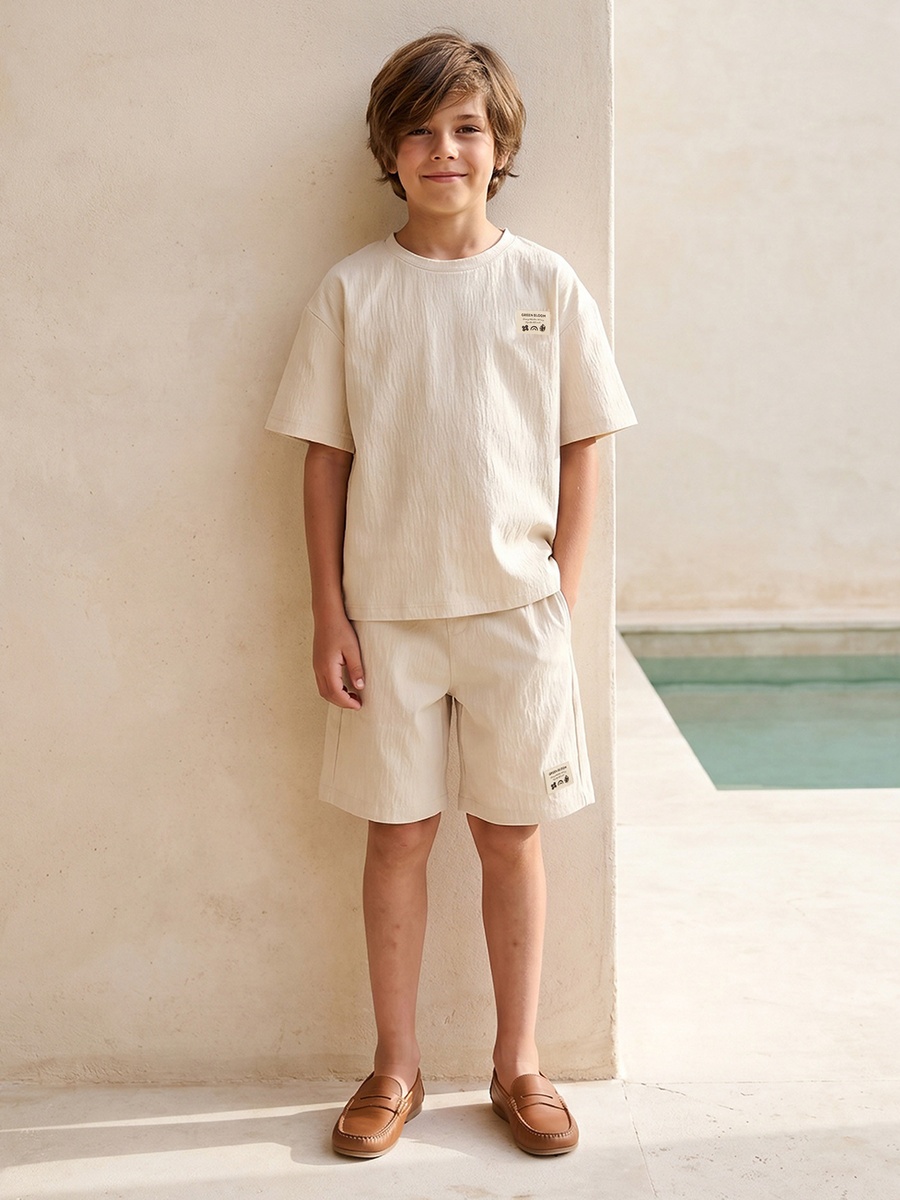 Crew Neck Short Sleeves T-Shirt and Shorts Set with Leaf Print
