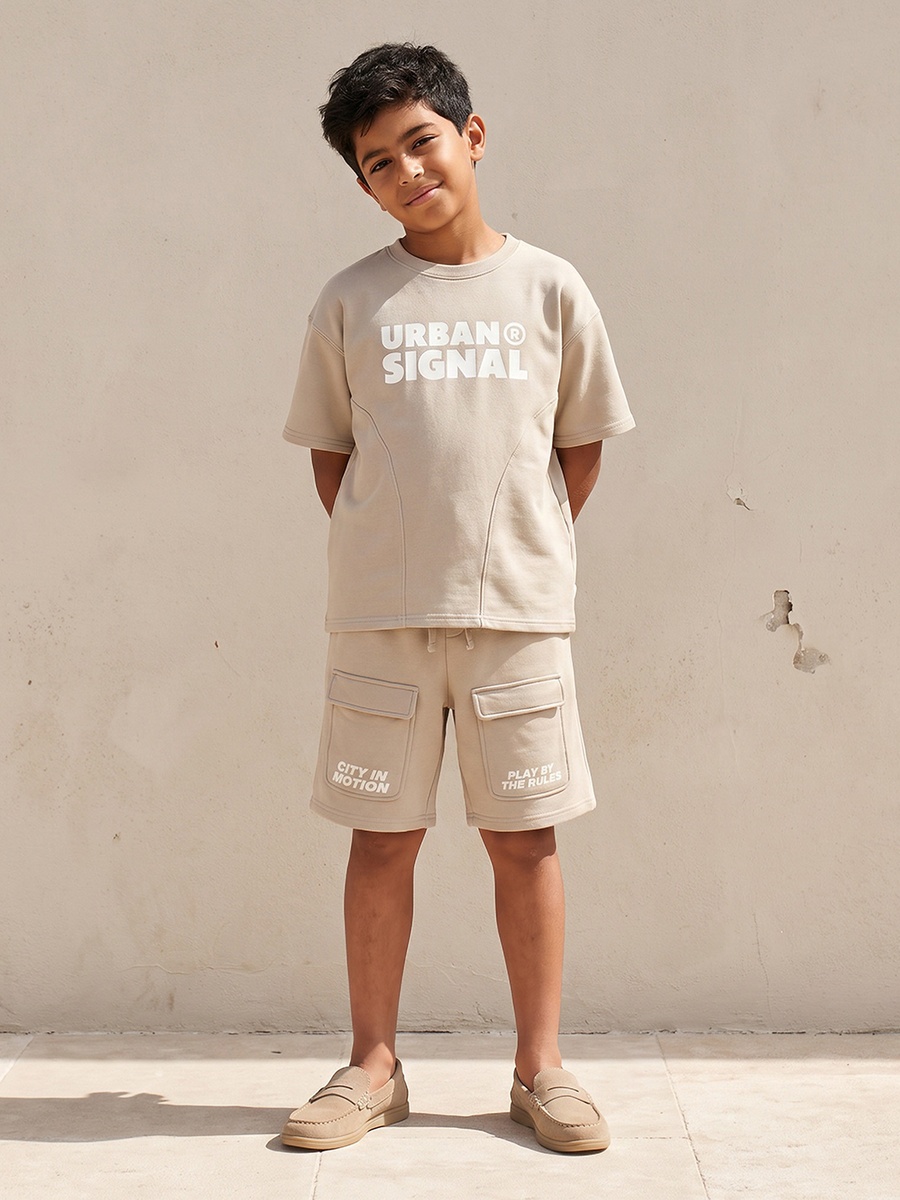 Crew Neck Short Sleeves T-Shirt and Shorts Set with Typographic Print