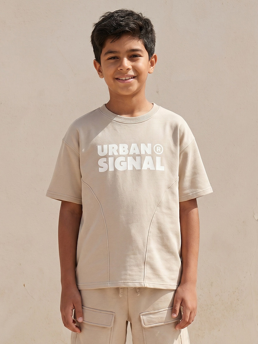 Crew Neck Short Sleeves T-Shirt and Shorts Set with Typographic Print