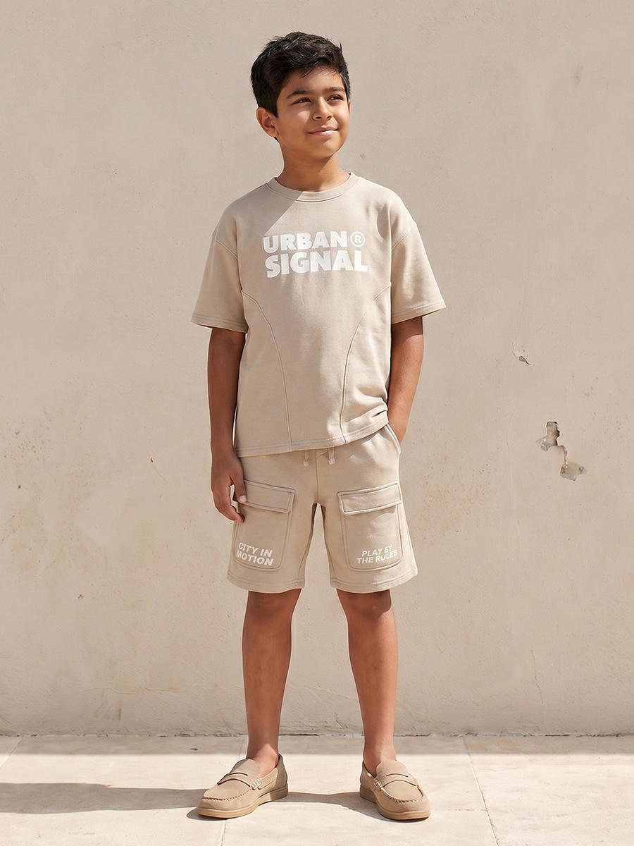 Crew Neck Short Sleeves T-Shirt and Shorts Set with Typographic Print